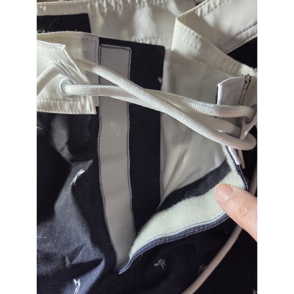 American Eagle Surfer-Print Blue Ombre M 33" Waist 10" Inseam Swim Shorts - Picture 7 of 9